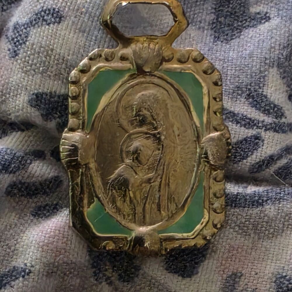 Vintage Gold Tone Green Enamel Virgin Mary & Child Jesus Catholic Medal Pendant